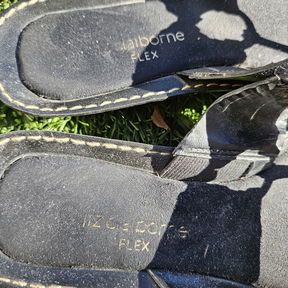 Liz Claiborne Flex Womens Sandals Size 6 1/2 Pre-Loved - Picture 8 of 11